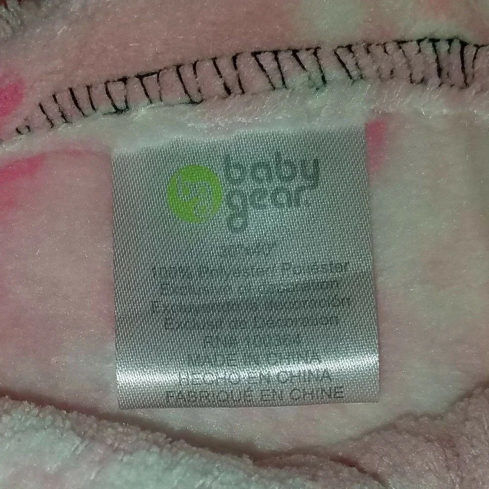NEW Baby Gear Pink Damask Pattern Fleece Blanket